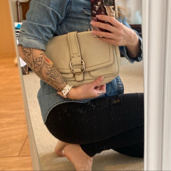 Authentic Coach Saddle Bag. Excellent condition, barely used - Picture 6 of 6